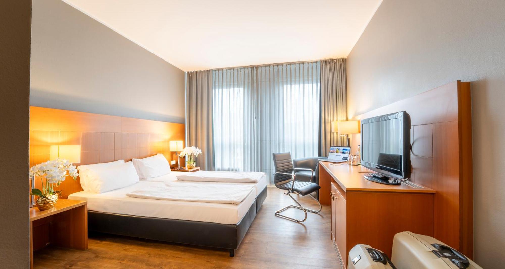 Plaza Premium Koeln Hotel Exterior foto