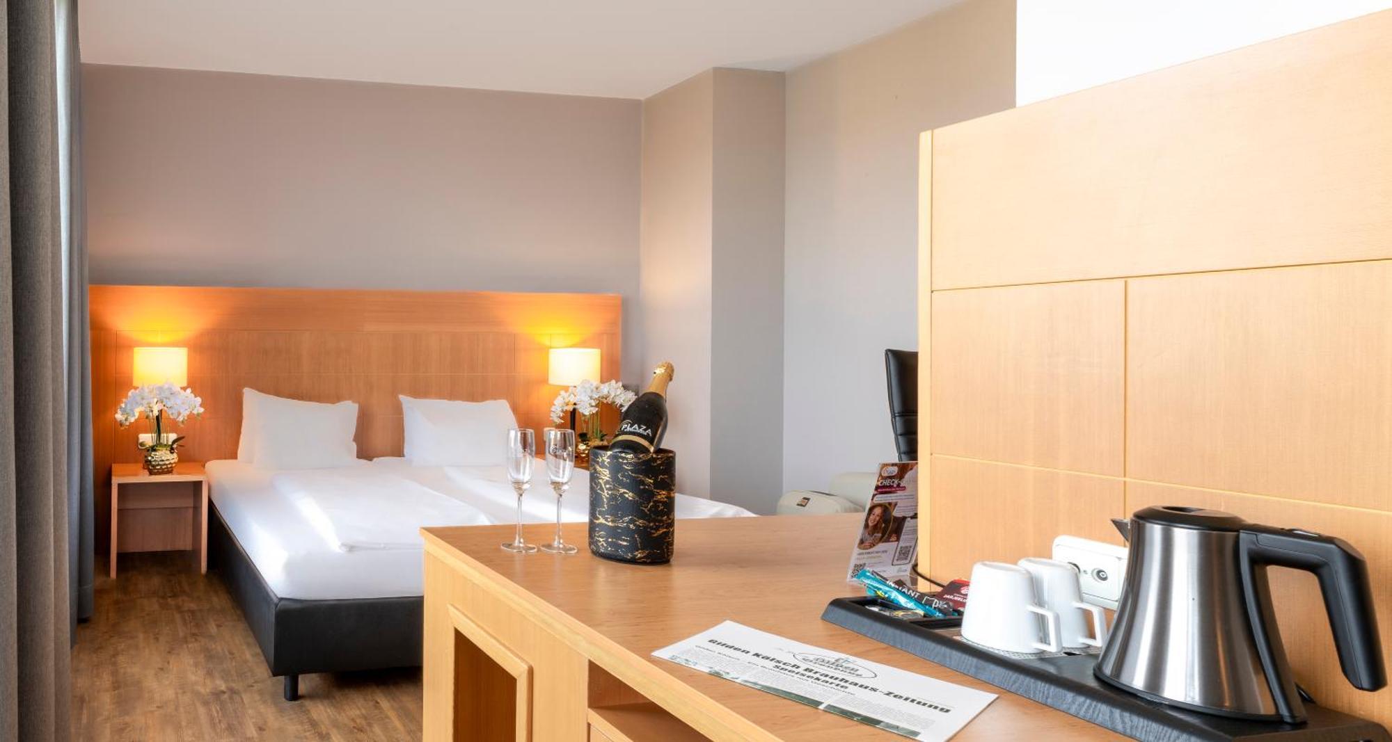 Plaza Premium Koeln Hotel Exterior foto